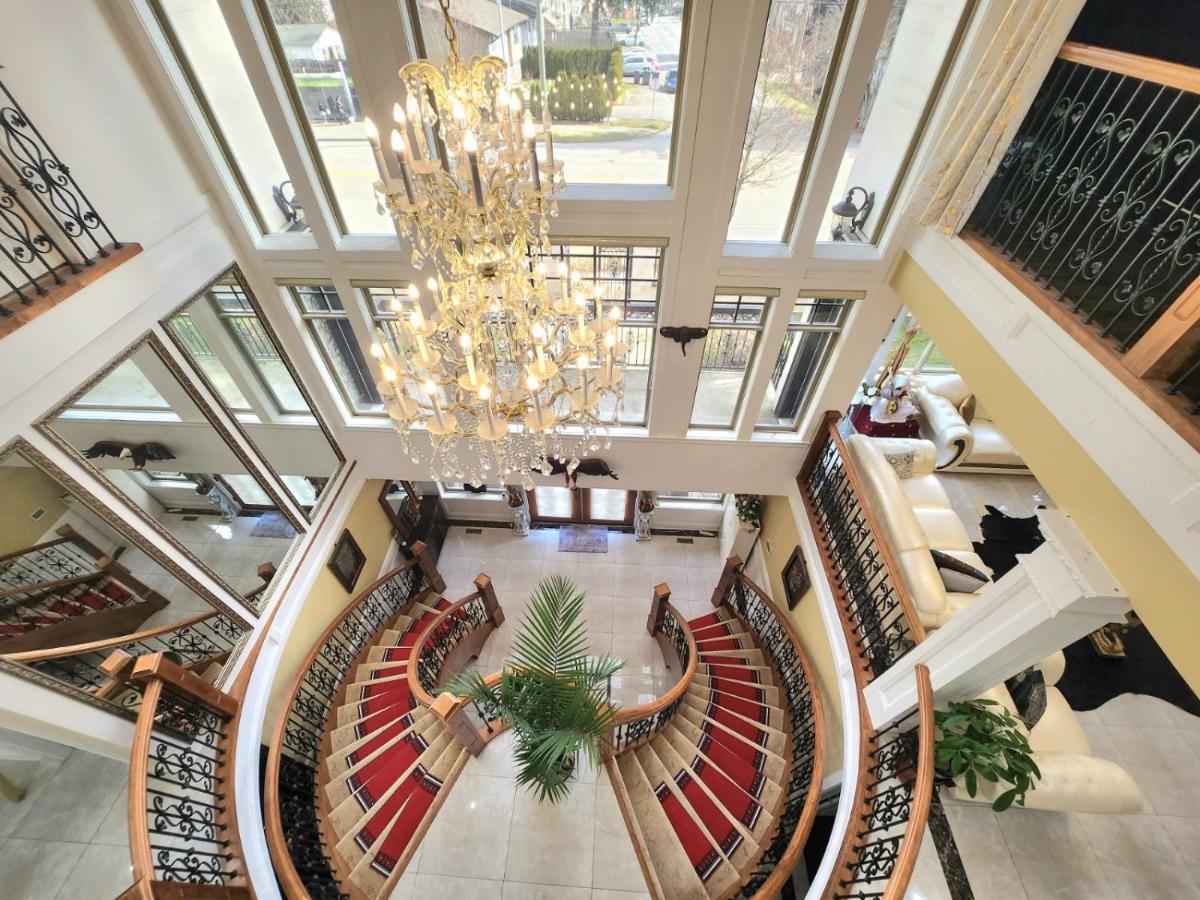 Empire Palace Hotel Surrey Exterior foto